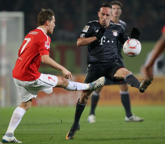 这些背后的 这些背后的